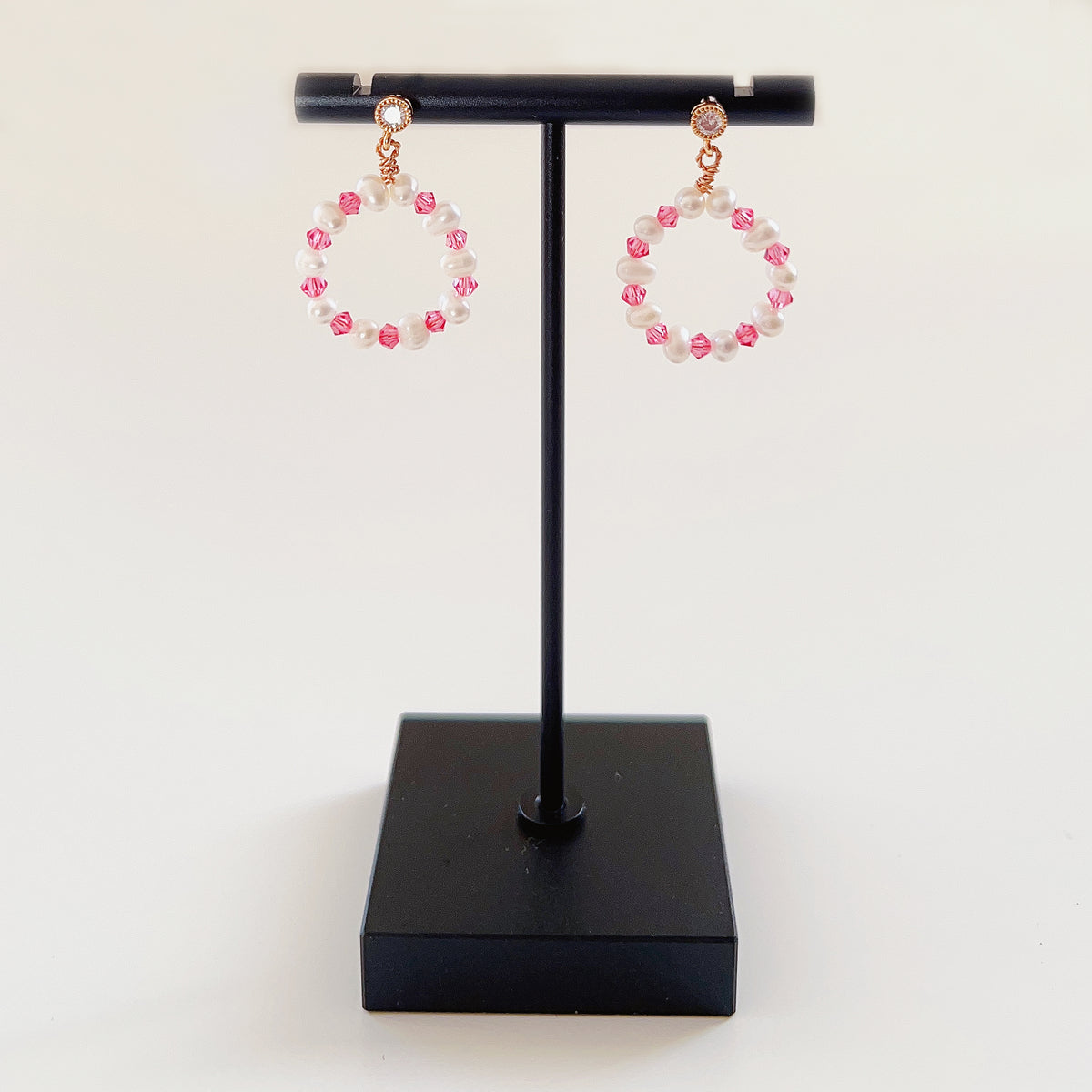 Freshwater Pearl & Crystal Beads Stud Earrings